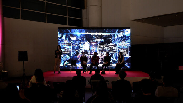 𝑩𝒊𝑶𝑽𝑬's public presentation on XR-based audience-participatory performance at SIGGRAPH Asia Art Gallery 2022